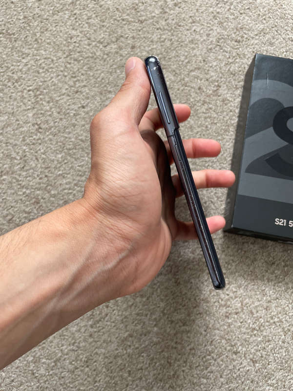 Samsung S21 5G 256gb 8gb ram Dual SIM phantom grey with box and cover cracked screen