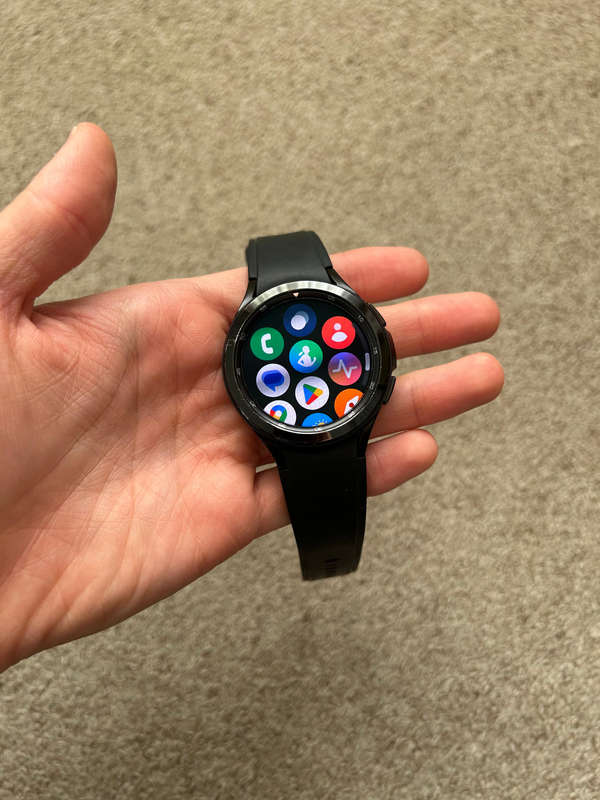 Samsung watch 4 Classic BT 46mm with and charger
