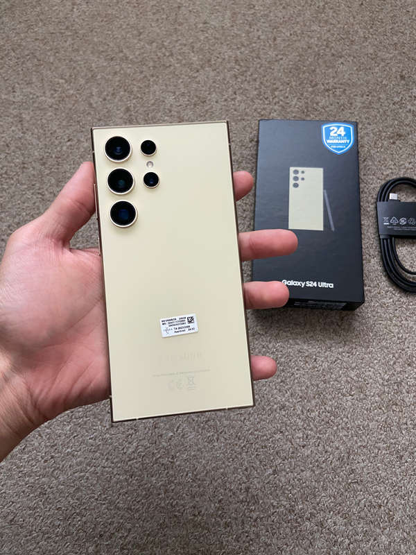 Samsung S24 Ultra 256gb 12gb ram Dual sim with box and cable like brand new with proof of purchase