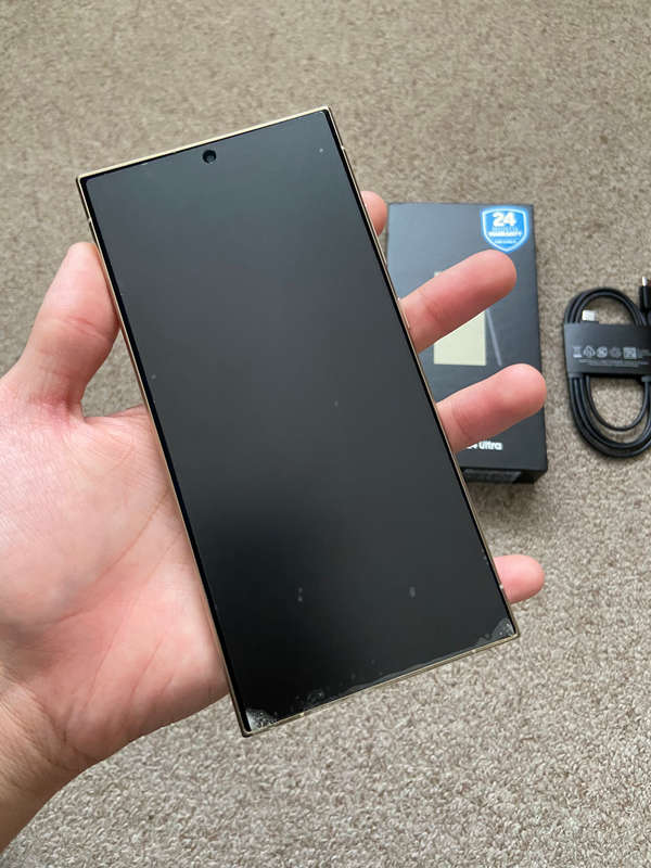Samsung S24 Ultra 256gb 12gb ram Dual sim with box and cable like brand new with proof of purchase