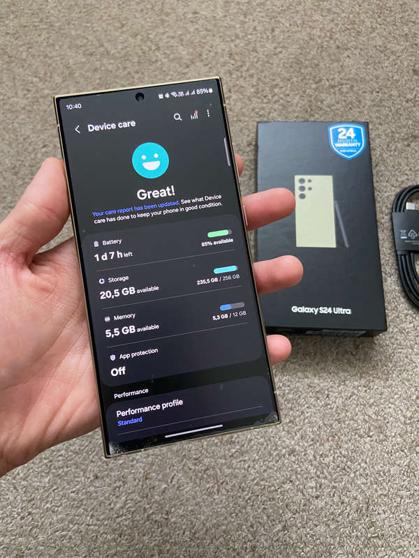 Samsung S24 Ultra 256gb 12gb ram Dual sim with box and cable like brand new with proof of purchase
