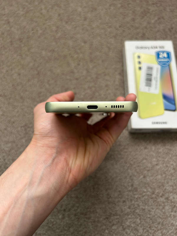 Samsung A34 5G Dual SIM 128gb 6gb ram Good condition with box and cover
