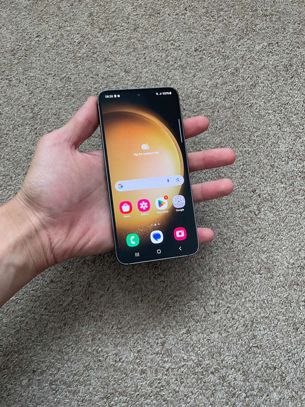 Samsung S23 256gb Dual sim 8gb ram Excellent condition