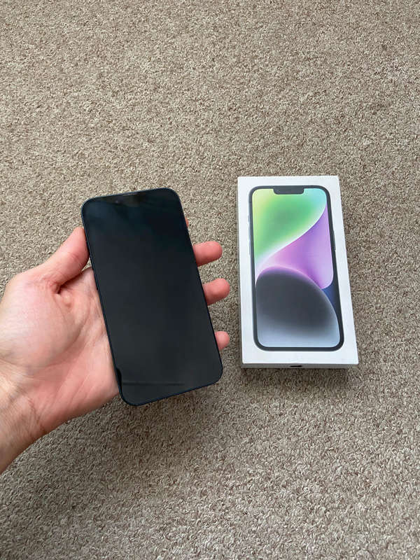 iPhone 14 128gb 6gb ram dual sim good condition with box