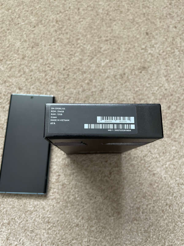 Samsung S22 Ultra 5G 256gb Dual SIM 12gb ram with box
