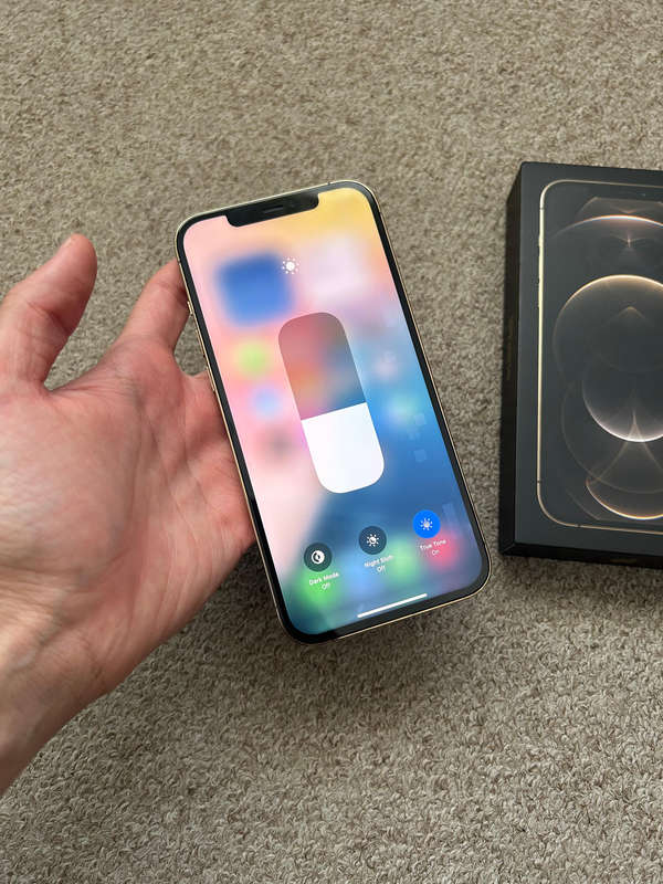 Iphone 12 pro max 128gb dual sim good condition with box