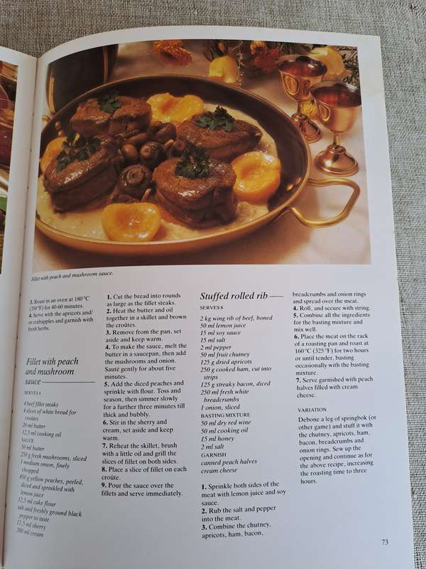 South African Fruit Cooking & Preserving - Magdaleen van Wyk