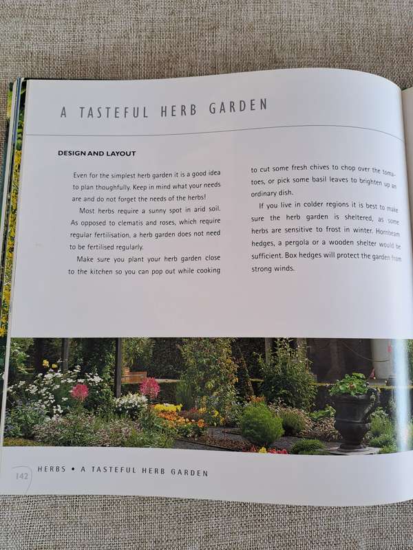 Herbs: Healthy living with herbs from your garden - Ivo Pauwels & Gerty Christoffels