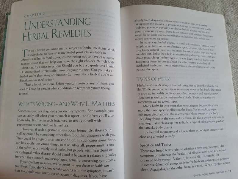 The Herbal Drugstore: The Best Natural Alternatives to Over-the-counter and Prescription Medicine
