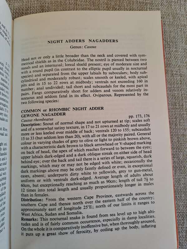 A Field Guide to the Snakes of Southern Africa - V.F.M. FitzSimons