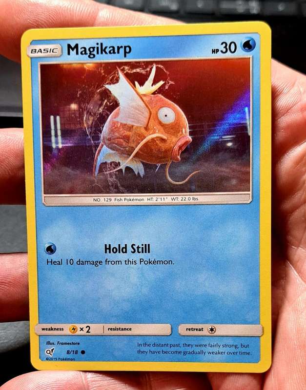 Pokemon Trading Cards - Magikarp - 8/18 - Holo Detective Pikachu Singles - NM