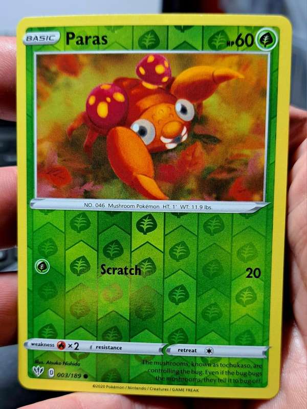 Pokemon Trading Cards - Paras - 003/189 - Reverse Holo Sword & Shield: Darkness Ablaze   - NM