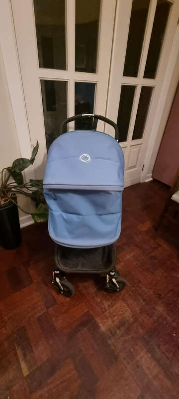Bugaboo Chameleon 3:Bassinet and toddler chair attachments.