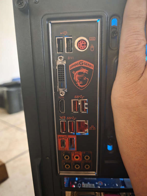 Gaming PC Ryzen 3 16gb 240ssd