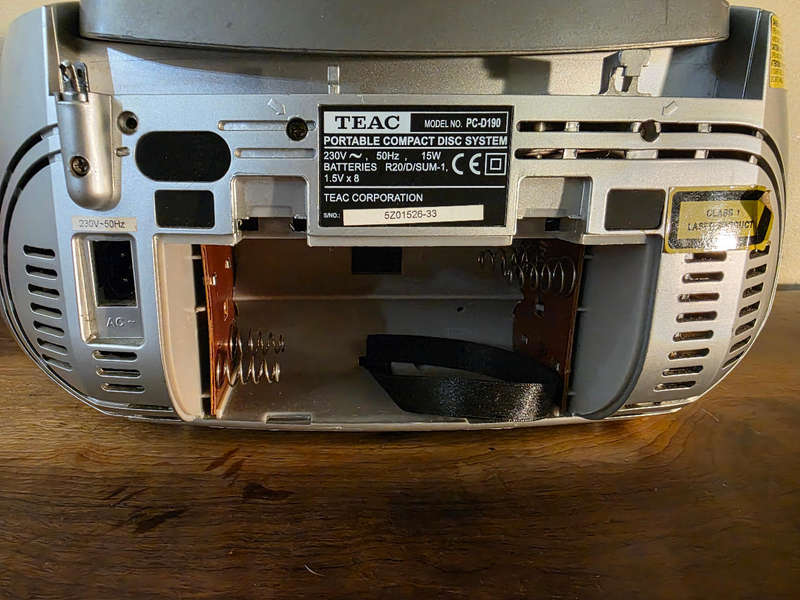 TEAC - PC-D190Portable CD Player with Cassette