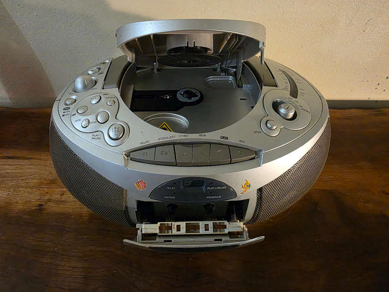 TEAC - PC-D190Portable CD Player with Cassette