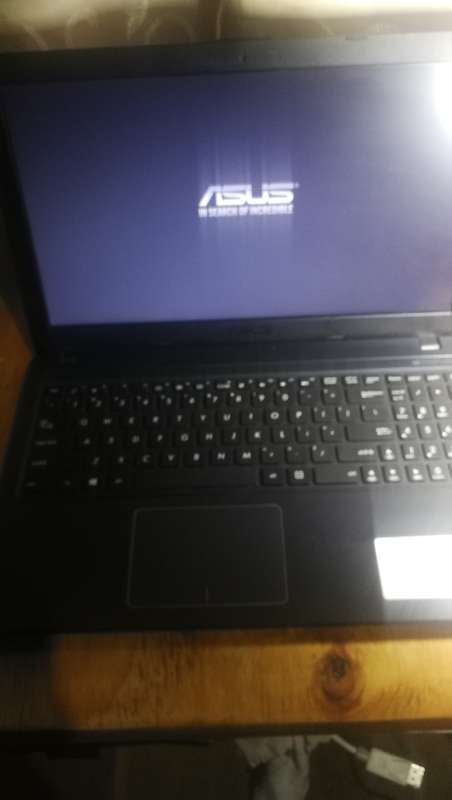 Asus X543U i7 8gen, 1Tb hdd, 8gb ram windows 11
