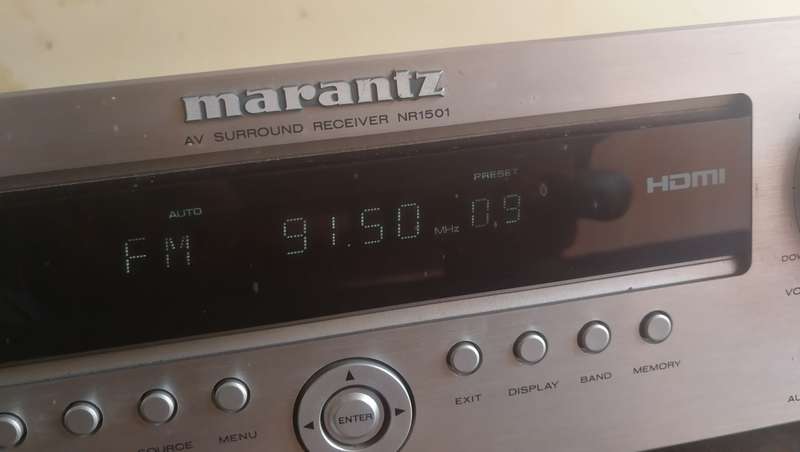 Marantz NR1501 av receiver, 100% working condition.