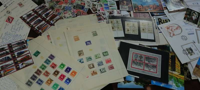 LARGE STAMPS COLLECTION, LOTS OF STAMPS, STAMPS ON ALBUM PAGES, MANY COVERS, SHEETS, FDC ECT