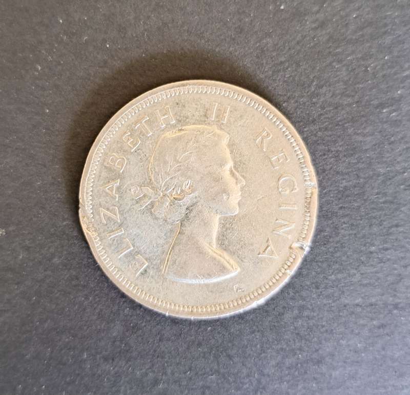 UNION OF SOUTH AFRICA 2 1/2  SHILLING COIN  ** SILVER COIN**1956** HALF CROWN **14 GRAMS **