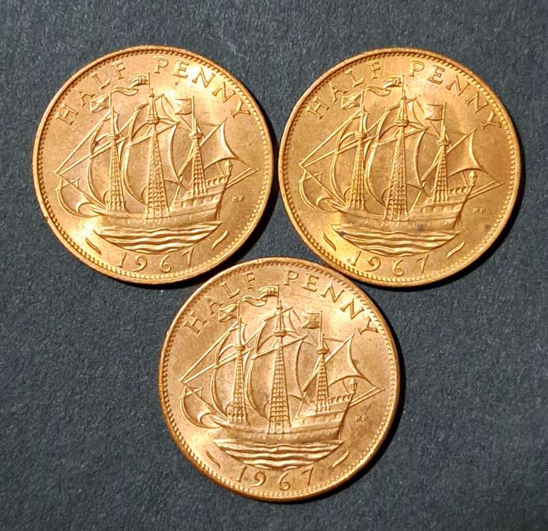 **1967 HALF-PENNY`S**  Q-ELIZABETH**  3 COINS **NEW* UNC* COINS **