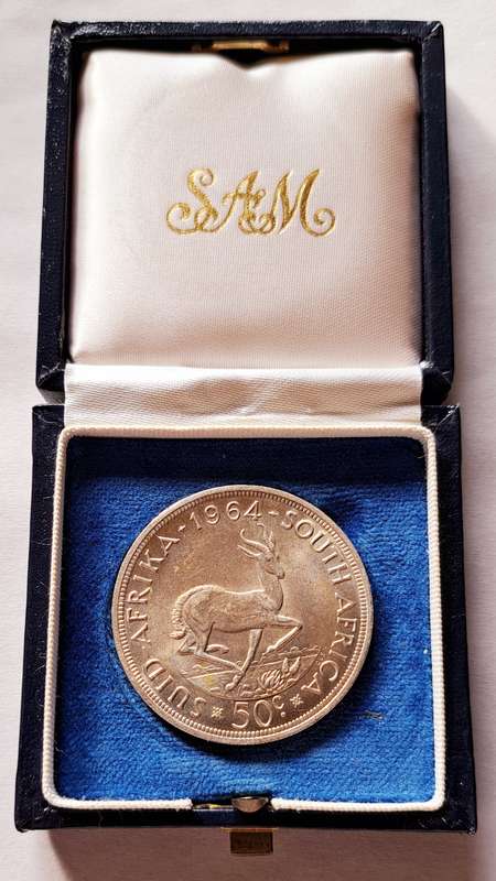 SOUTH AFRICA 50c **5 SHILLINGS COIN** 1964** SILVER COIN**IN SAM BOX**