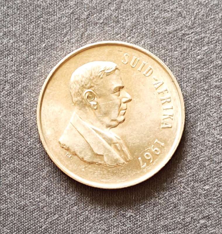 S.A. silver one rand coin 1967 ** 80%SILVER **