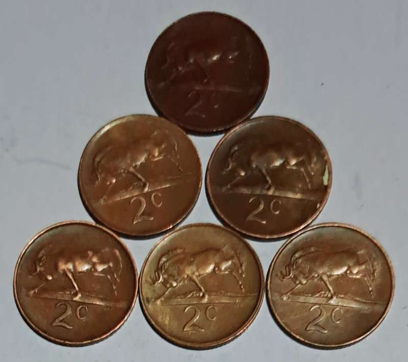"6" S.A. Two Cent Coins.- 1965 - 1975 - 1981 - 1984 - 1985 - 1989-