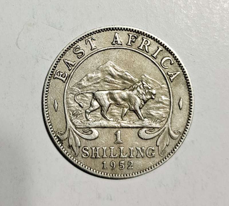 East Africa One Shillings "1952 " George VI.