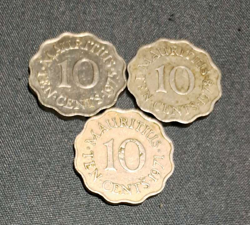 3 Mauritius Ten Cents Coins 1971 / 1975 / 1978.