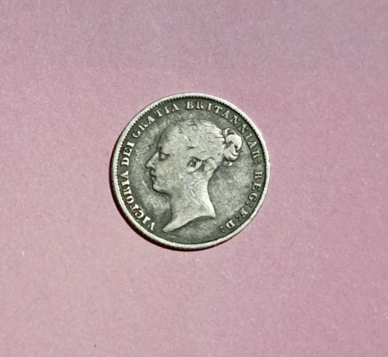 Great Britain: Young Head Victorian 6D Sixpence of " 1846 " Rare Date "