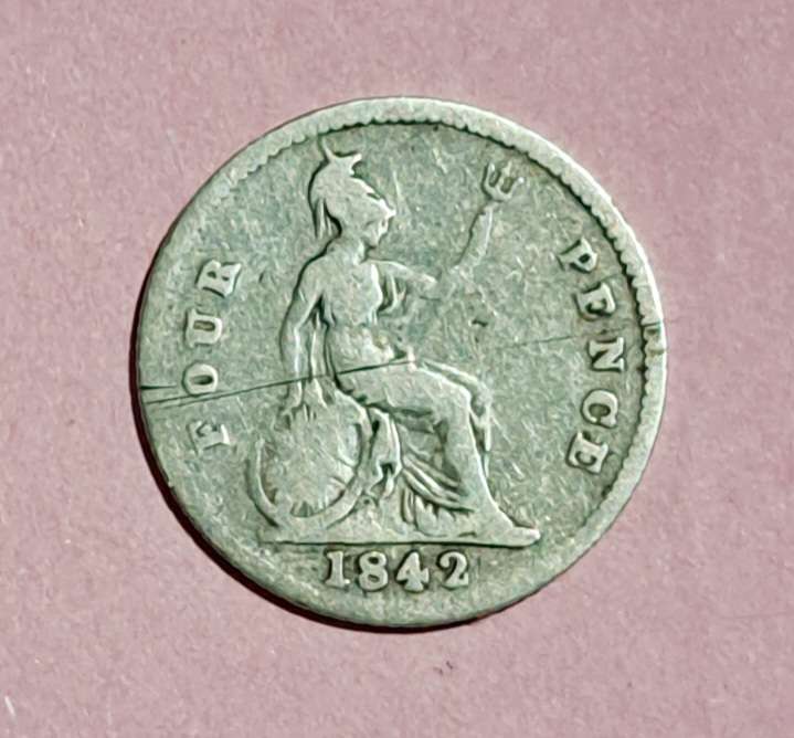 Great Britain : Young Head Victorian "4D" Fourpence of " 1842 " Silver coin " Rare Date "