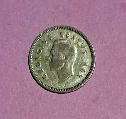 " 1952 " Union Silver 3D Threepence coin.