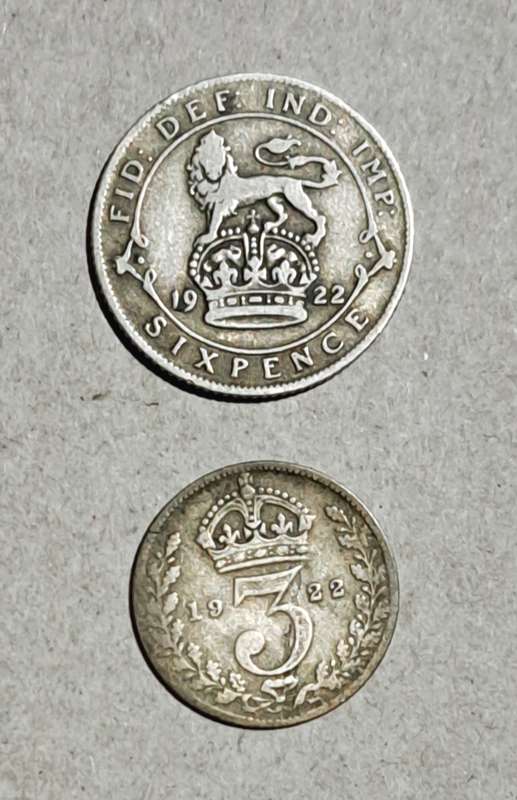 Great Britain : King George V Silver 3d & 6d coins  "1922" Silver coins "