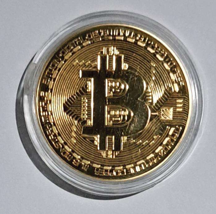 Gold Bitcoin Collector's Edition in Capsule " Crown Size Coin " ( 2 of 2 )