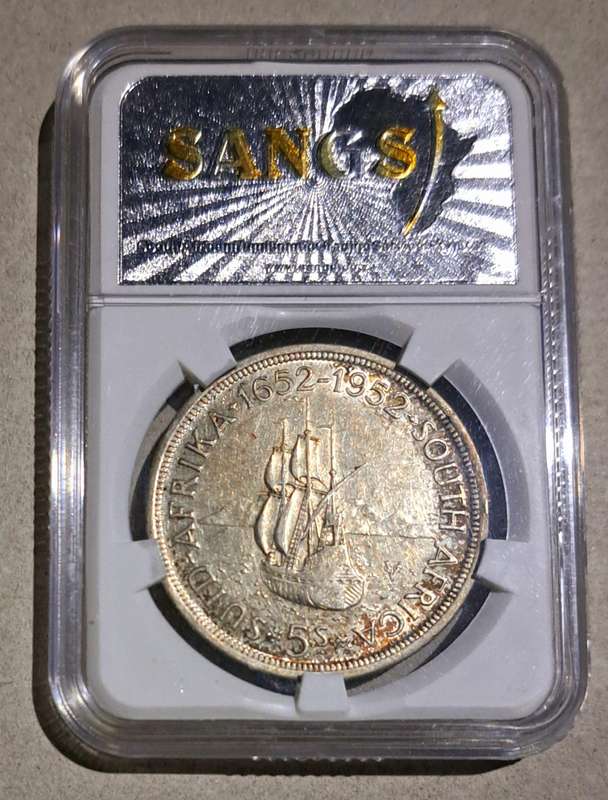 1952 SA Crown  (5/-) SANGS graded UB 50