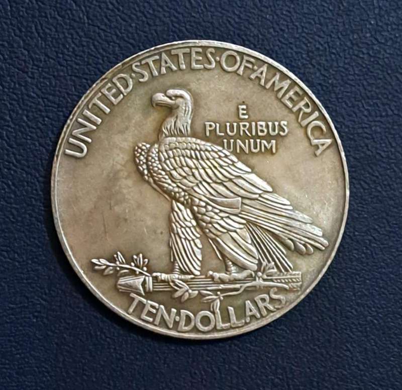 1907  Ten Dollar Coin - Great American  "Commemorative  Coin" ( 1 of 2 )Crown Size Coin