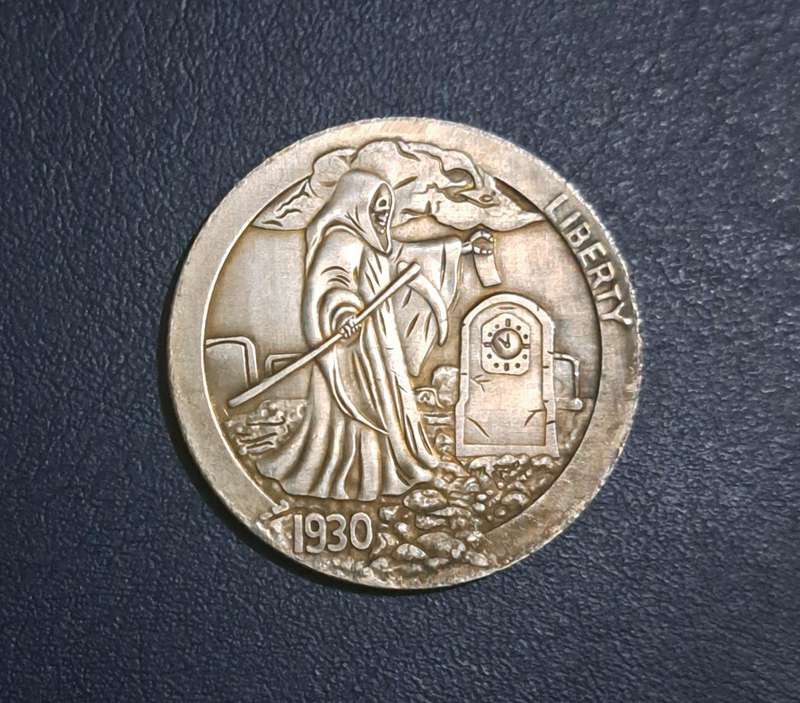 1930 Grim Reaper & Tombstone Vintage Commemorative Coin " Crown Size Coin " ( 2 of 2 )