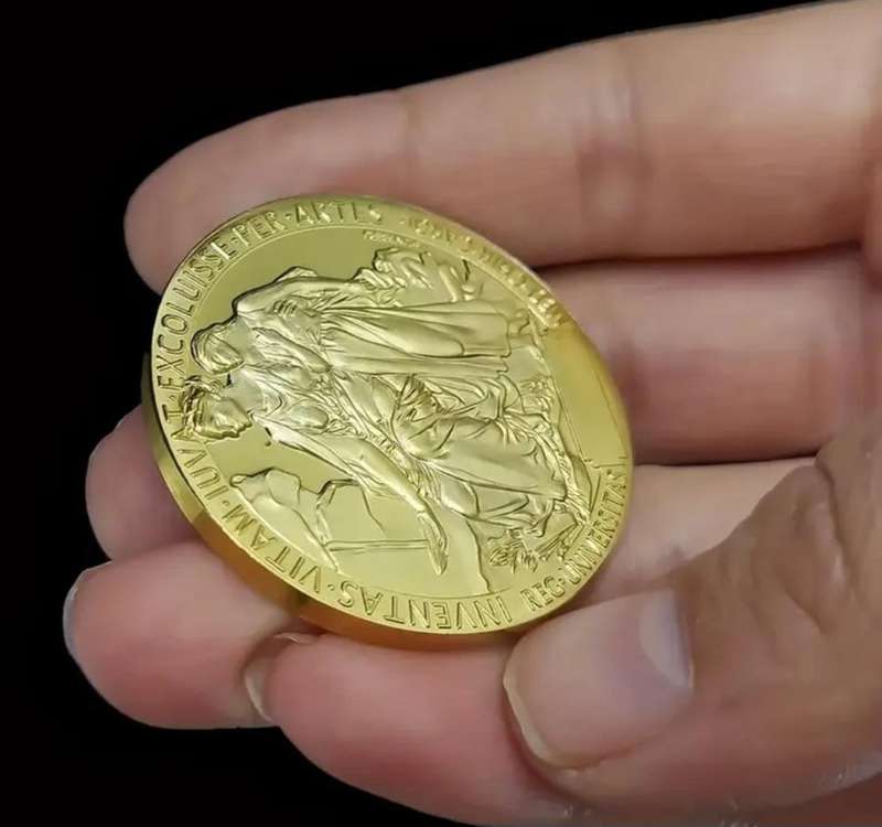 ALFR-Nobel Commemorative Coin."40mm New in Capsule " Very Nice Coin "