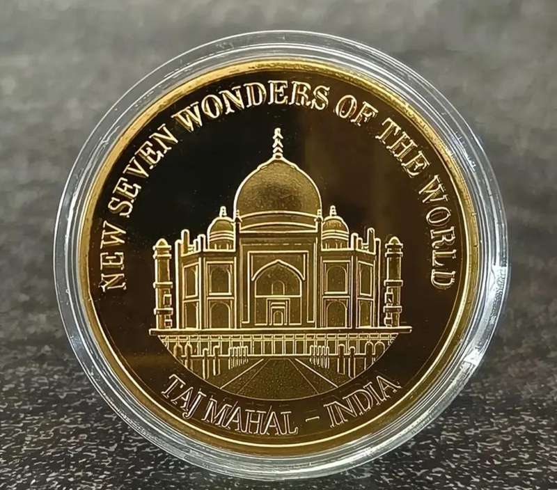 New Seven Wonders of The World Gold Plated 7 Coin Set.