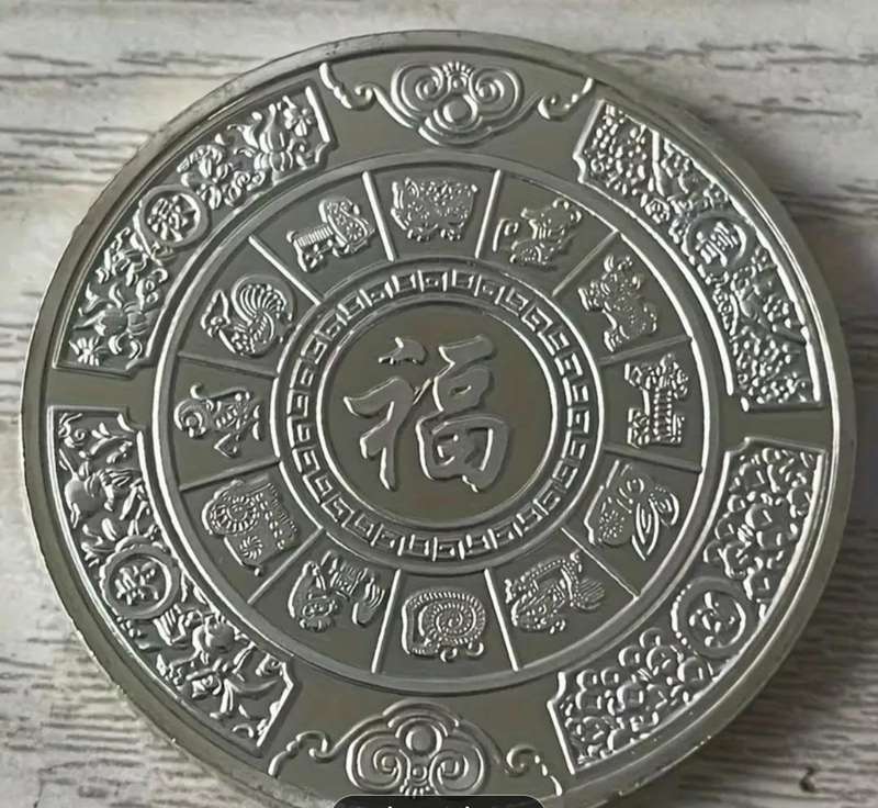 Silver Plated Lucky Koi Fish Coin New in Capsule 40mm