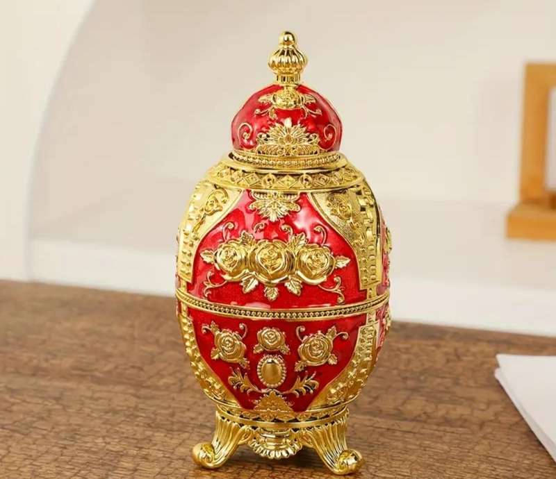 Elegant Light- Luxury Rose-Embellished Automatic Toothpick Dispenser Earopean Stayle " Golden Red"