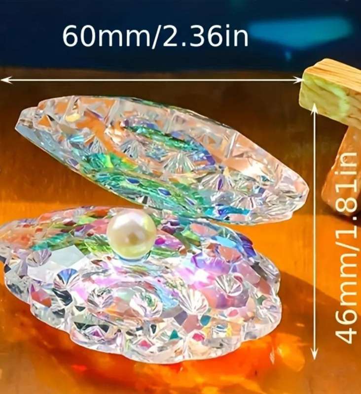 Exquisite Crystal Shell Figurine with Luminous Faux Pearl " Stunning " New in  Box "