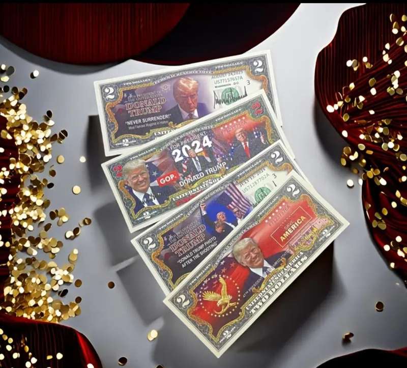 4pcs Donald Trump 2 Dollar Commemorative Collector's Banknotes Set. - Anti-Counterfeit,"Never Bend"
