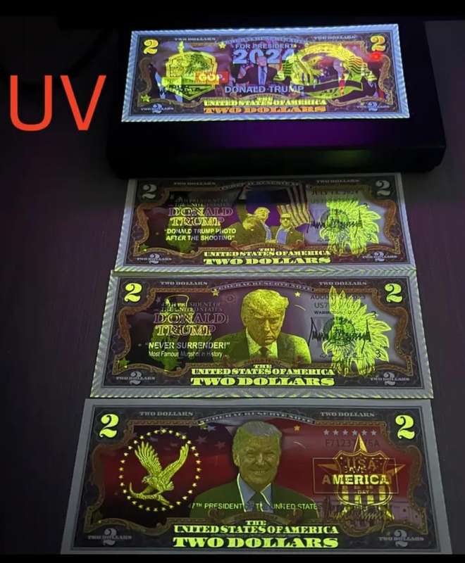 4pcs Donald Trump 2 Dollar Commemorative Collector's Banknotes Set. - Anti-Counterfeit,"Never Bend"