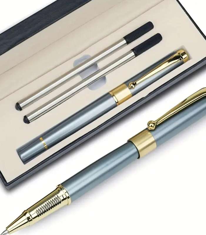 Signature Pen Plus 2 Black Refills in Gift Box. New.