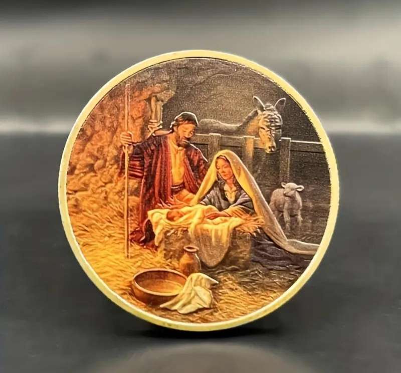 Religious Marry & Joseph Gold Plated Coin New in Capsule.   40mm