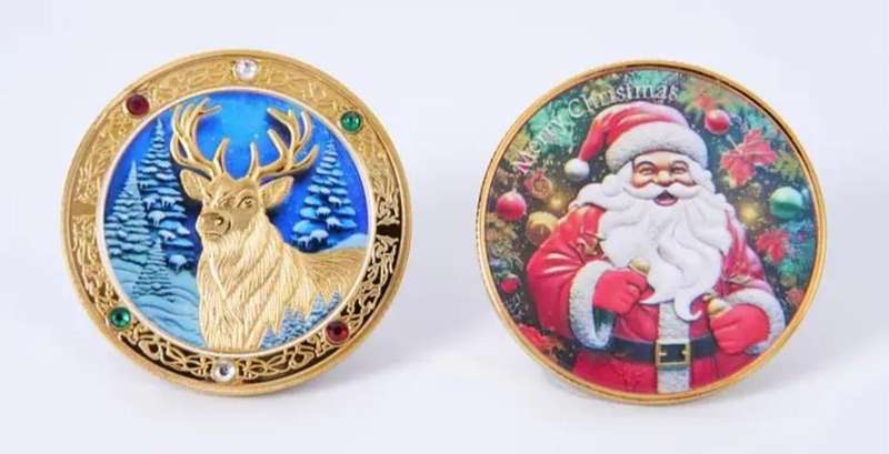 Santa Claus Merry Christmas Gold Plated Coin New in Capsule  40mm