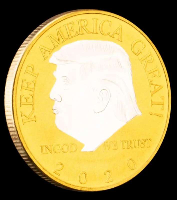 2024 Donald J. Trump " Commander in Chief " Gold Plated Coin  Commemorative Coin. New in Capsule.