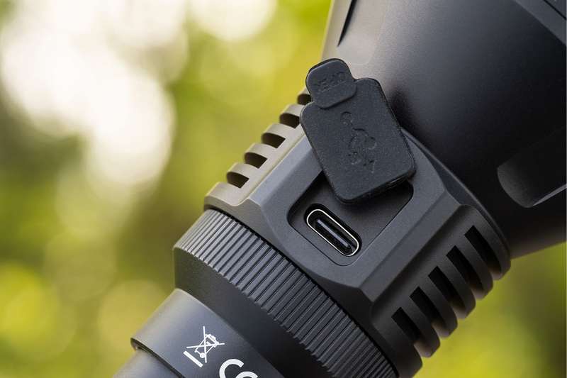 Pure Ultra T32 Hunting Torch (Official Dealer)